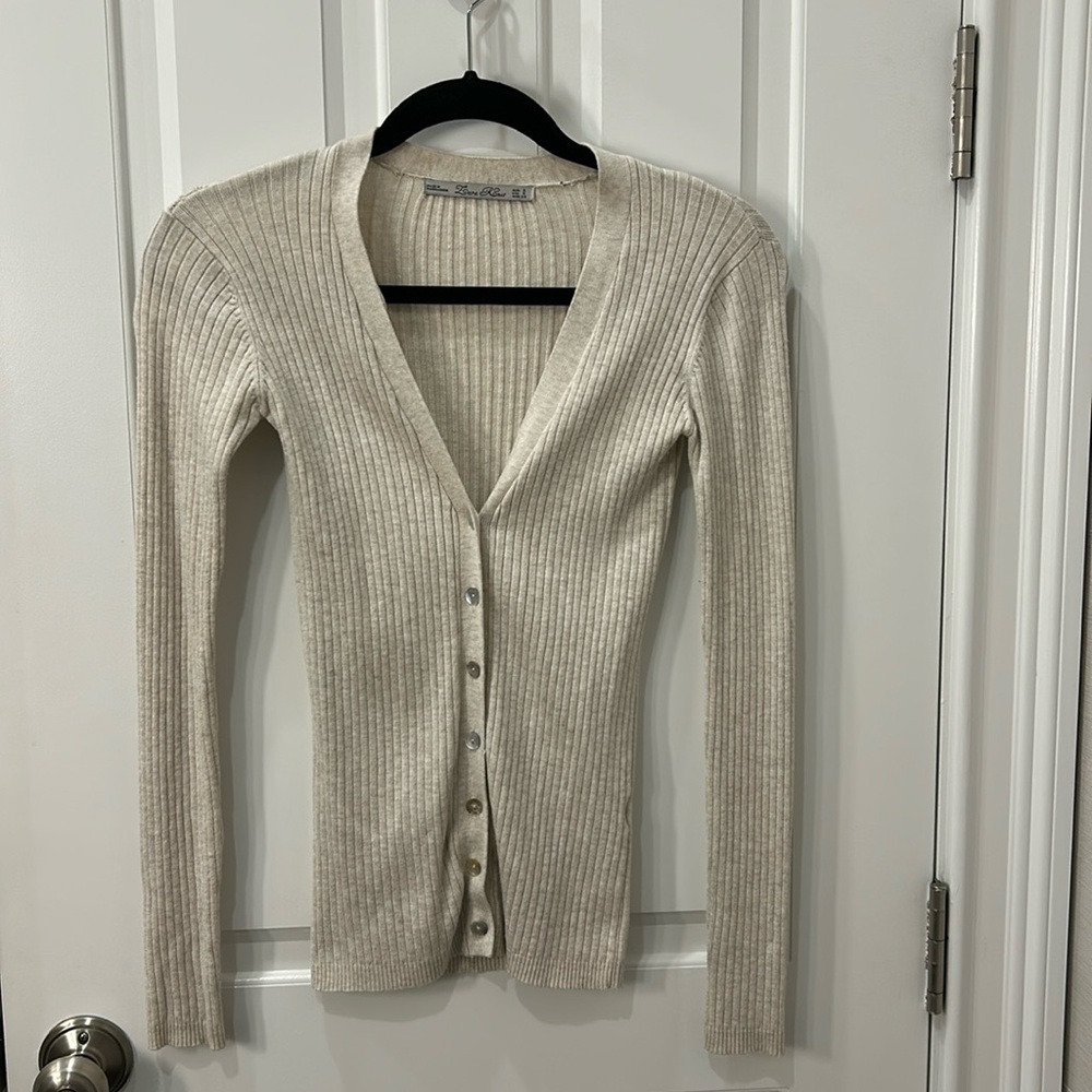 Ribbed Button-Front V-Neck Sweater - Cream